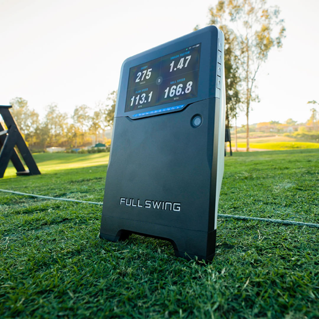 Full Swing KIT on the golf course