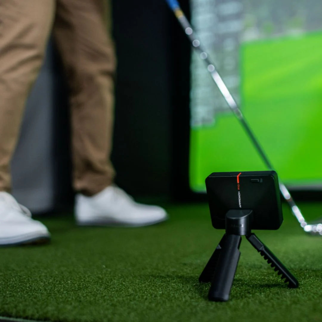 Garmin Approach R10 SIG8 Golf Simulator Package