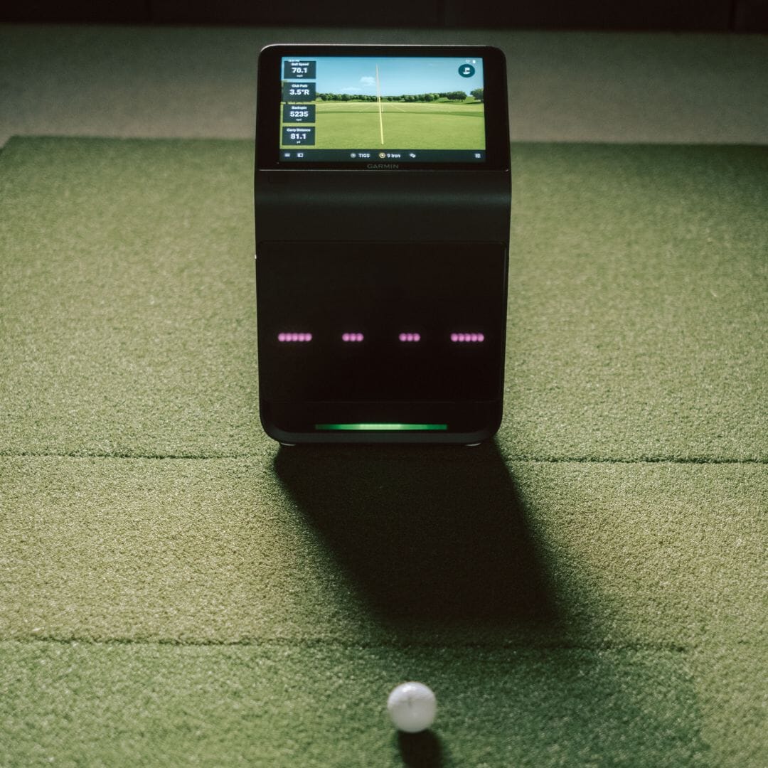 Garmin Approach R50 Launch Monitor & Golf Simulator